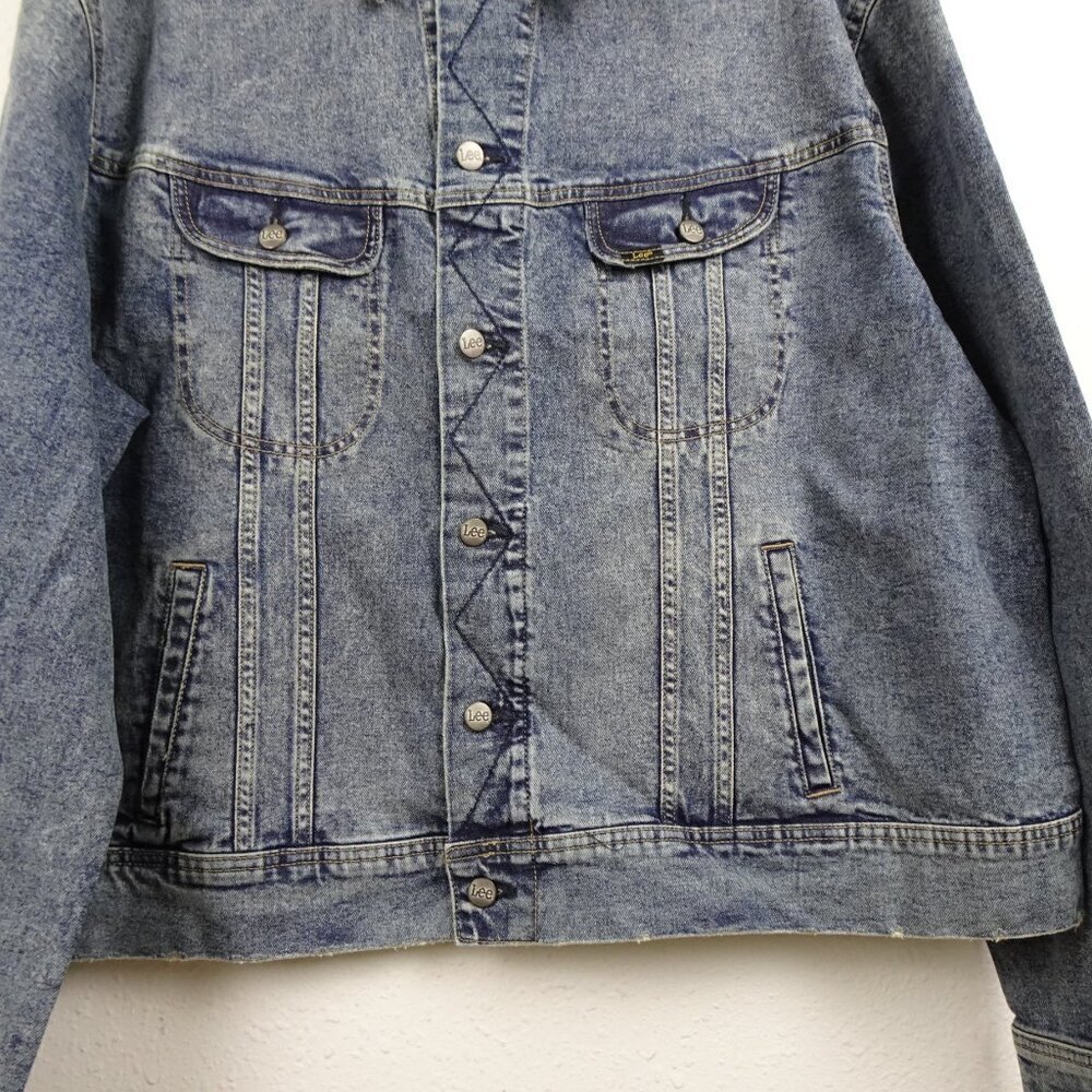 Lee Jean Jacket Men's Size 2XL Blue Stretch Denim Button Front Trucker Jacket - Picture 3 of 10